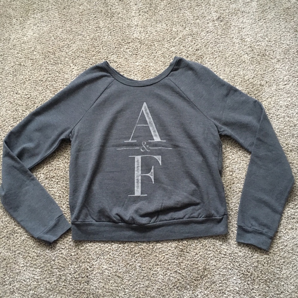 Abercrombie & Fitch Gray LS Crop Sweatshirt M
